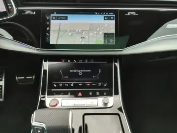 SQ8 TFSI quattro*Navi*Matrix*DVD*HUD*AHK*B&O*PDC