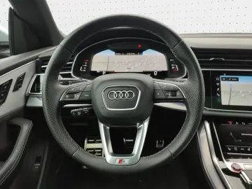 SQ8 TFSI quattro*Navi*Matrix*DVD*HUD*AHK*B&O*PDC