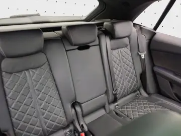 SQ8 TFSI quattro*Navi*Matrix*DVD*HUD*AHK*B&O*PDC
