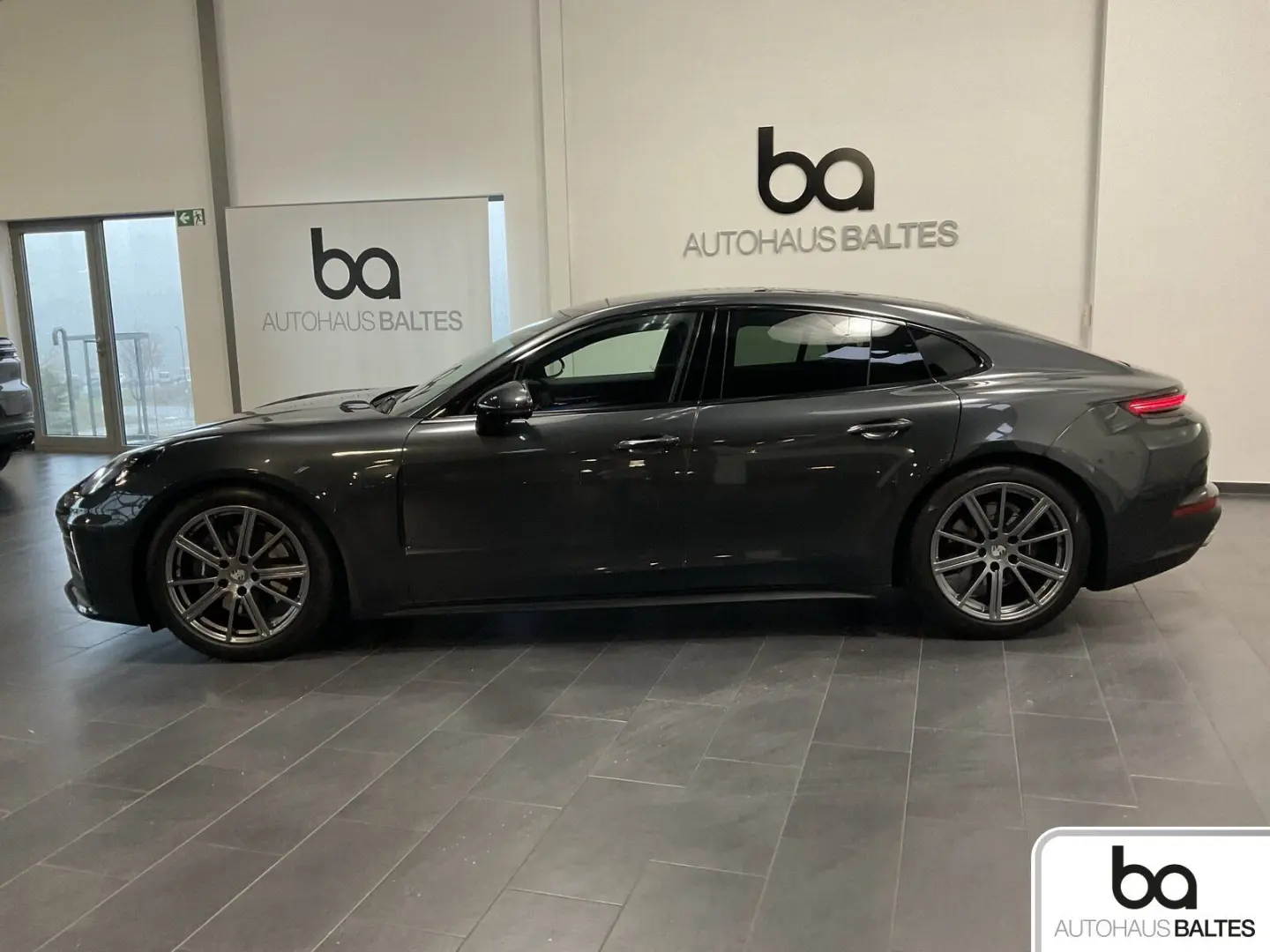 Panamera 4 Pano/Luft/Inno/4+1/Spur/BeiDis/AHK