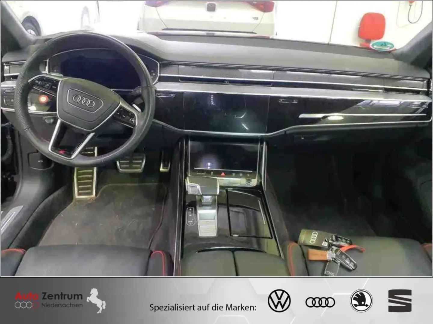 S8 TFSI Bang+OL*AHK*PANO*StandH*360°Matrx*Pay-TV