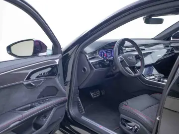 S8 4.0 TFSI TIP-TR*QUA*AHK*STHZG*PANO*HUD*MATRIX