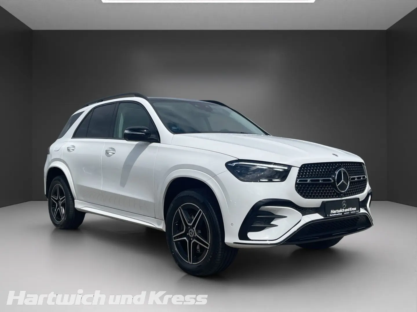 GLE 300 d 4Matic AMG Line +AHK+Pano+HUD+Night+Sh