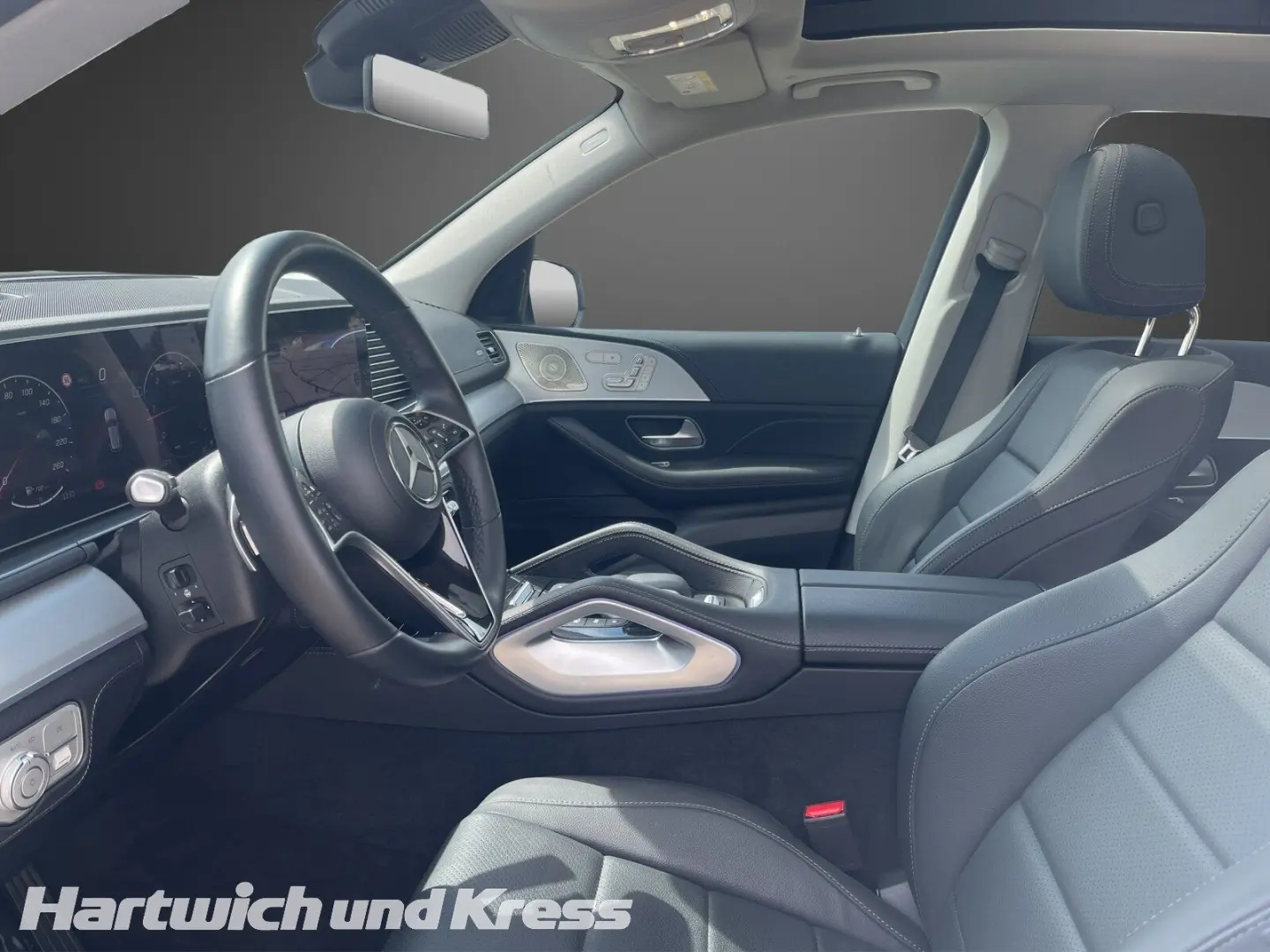 GLE 300 d 4Matic AMG Line +AHK+Pano+HUD+Night+Sh