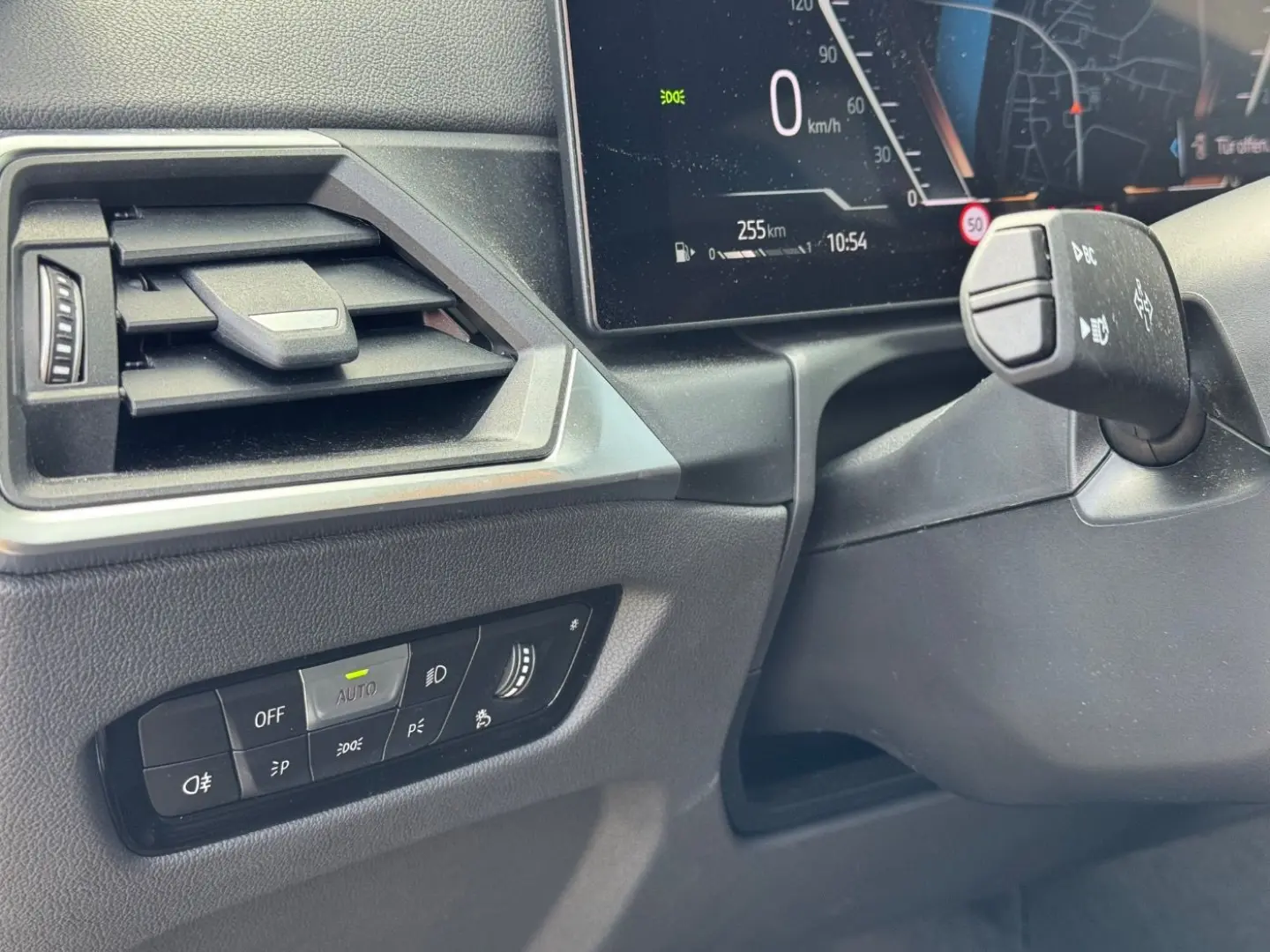 BMW 320i M-Sport HUD LED GARANTIE