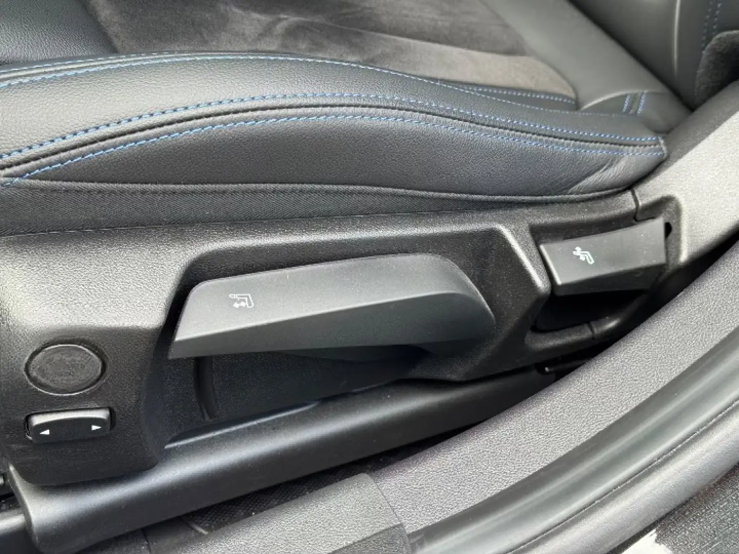 BMW 320i M-Sport HUD LED GARANTIE