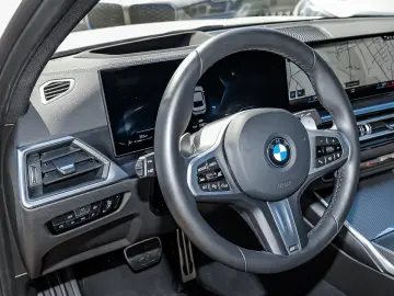 BMW 330i M Sport Adaptive LED Glasdach ACC HiFi Memory