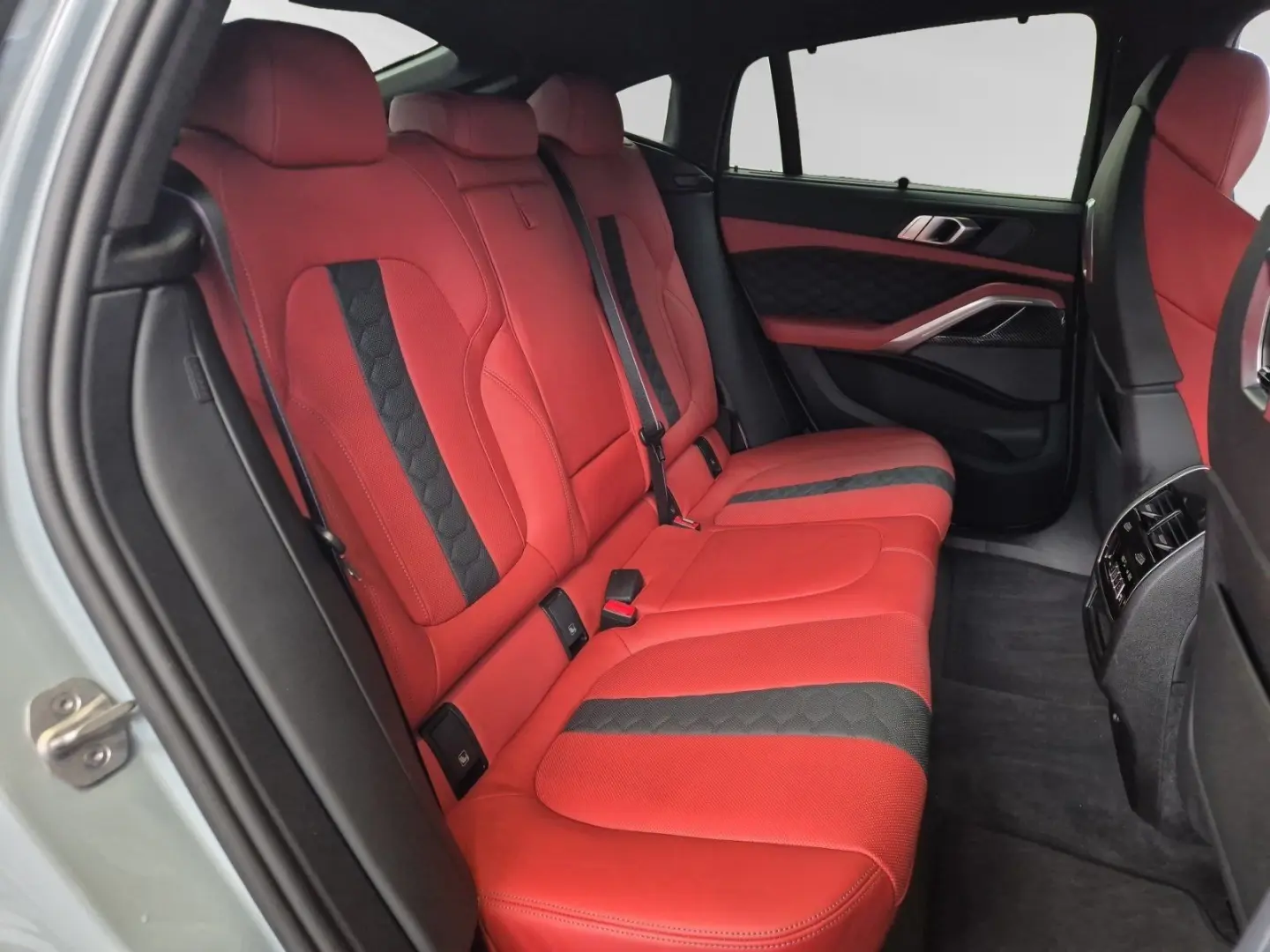 X6 M Competition M Drivers Package|AHK|SkyLounge
