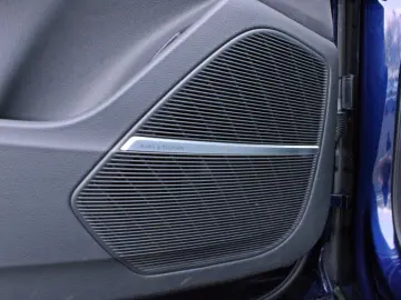 Q7 50TDI S LINE BLACK PANO HUD STHZ AHK MATRIX