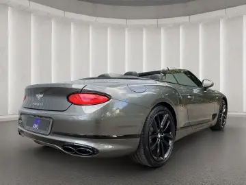 Continental GTC V8 Naim Tour City Rotating D