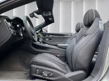 Continental GTC V8 Naim Tour City Rotating D