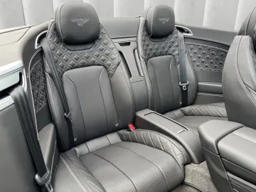 Continental GTC V8 Naim Tour City Rotating D