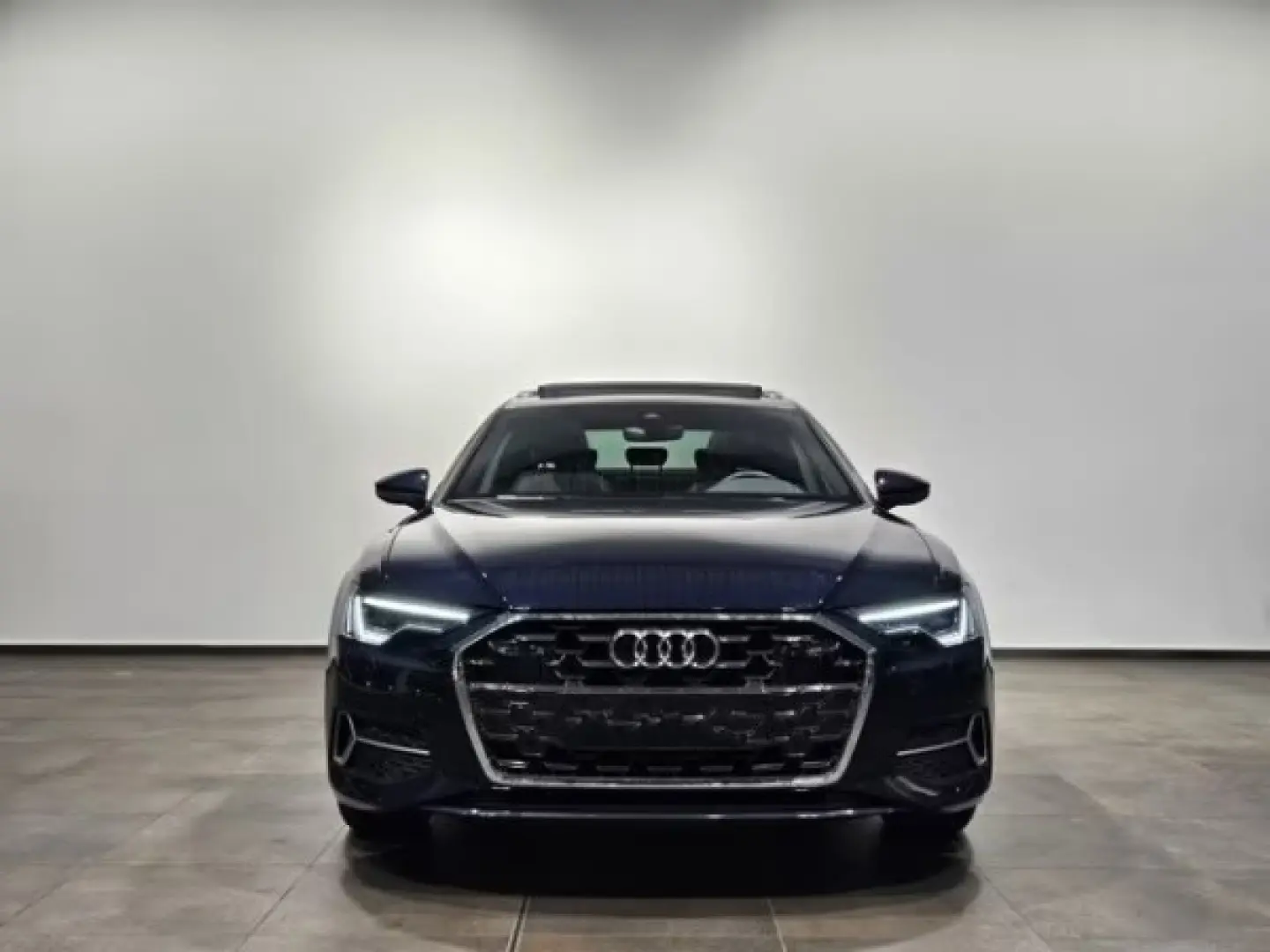 AUDI A6 40 TDI  Panorama Matrix Virtual Leder Kamera