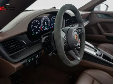 992 .2 Targa 4 GTS T-Hybrid Matrix Lift BOSE 360