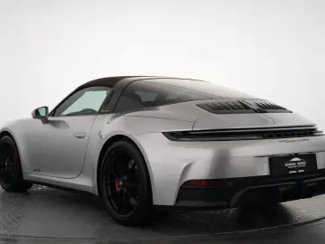 992 .2 Targa 4 GTS T-Hybrid Matrix Lift BOSE 360