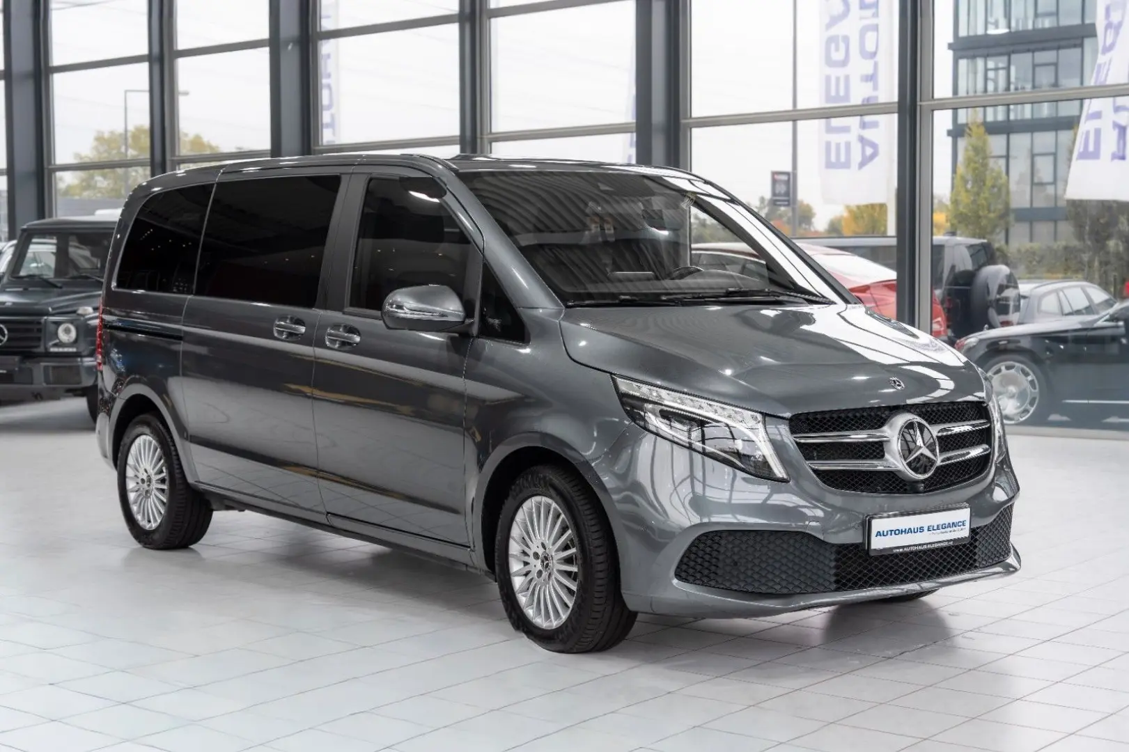 V 300d*SPORT-PAKET*LEDER*COMAND*LED*360°KAM*DAB*