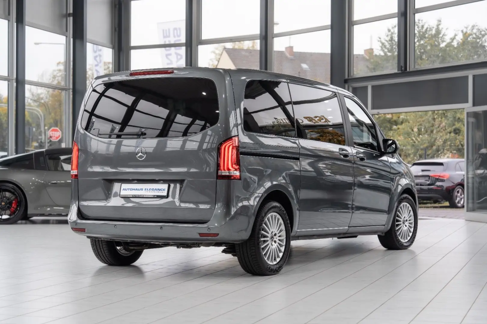 V 300d*SPORT-PAKET*LEDER*COMAND*LED*360°KAM*DAB*