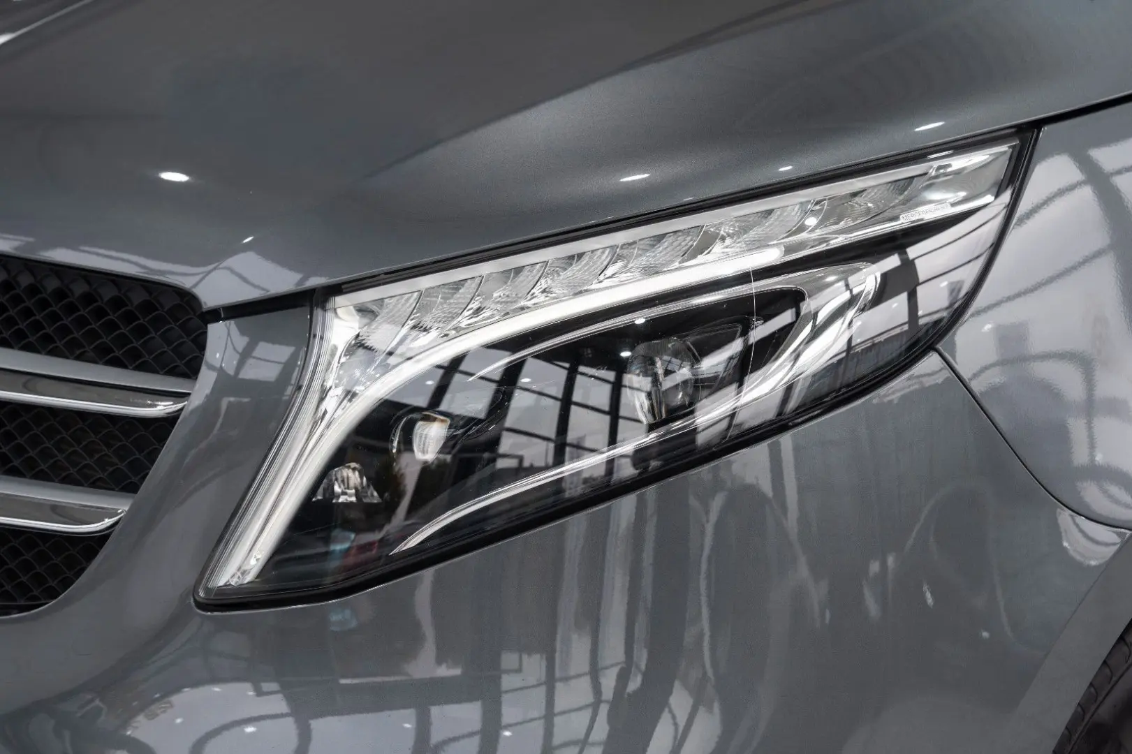 V 300d*SPORT-PAKET*LEDER*COMAND*LED*360°KAM*DAB*