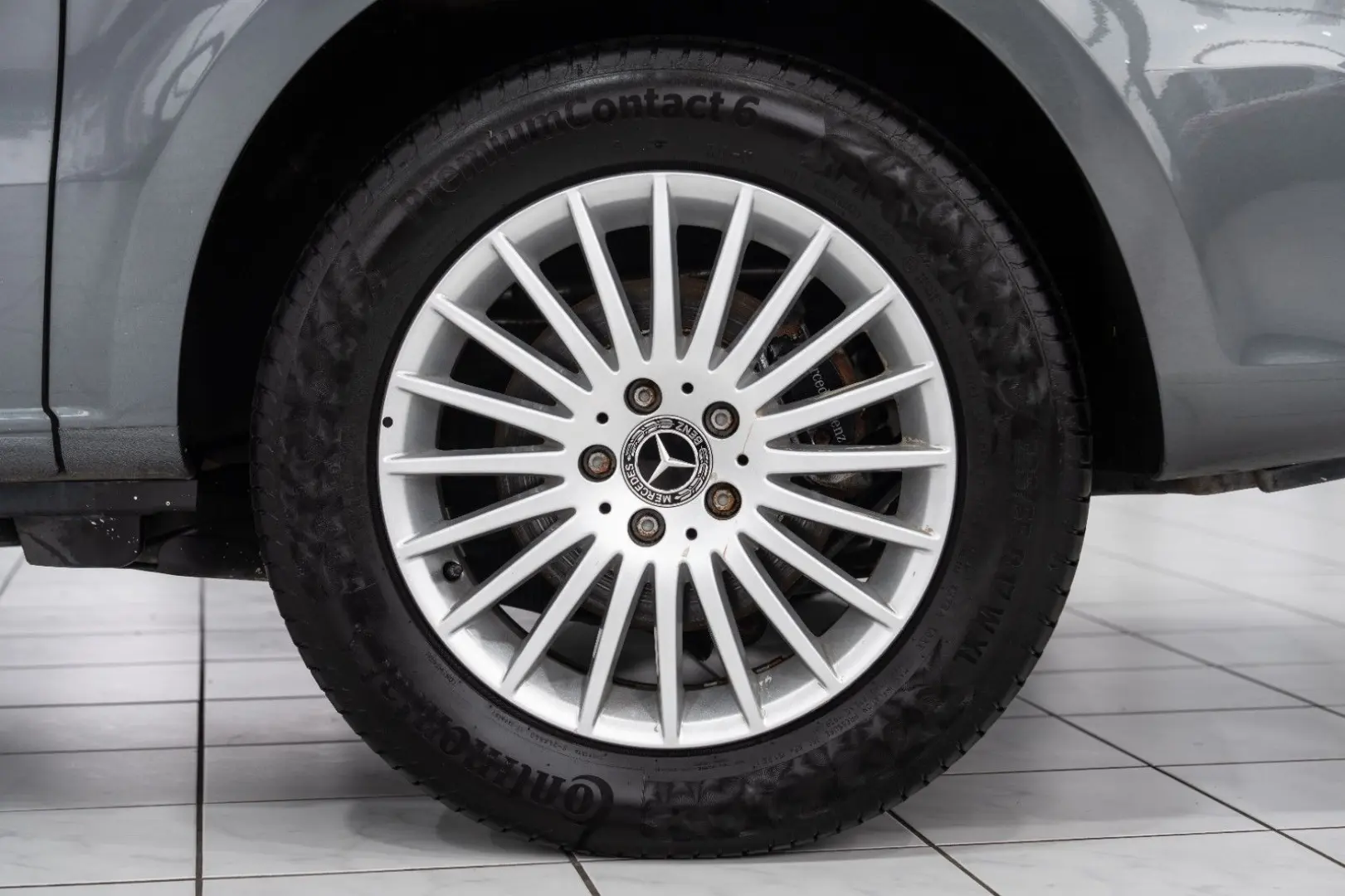 V 300d*SPORT-PAKET*LEDER*COMAND*LED*360°KAM*DAB*