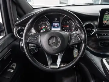 V 300d*SPORT-PAKET*LEDER*COMAND*LED*360°KAM*DAB*
