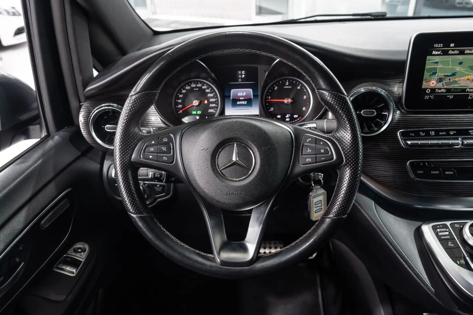 V 300d*SPORT-PAKET*LEDER*COMAND*LED*360°KAM*DAB*