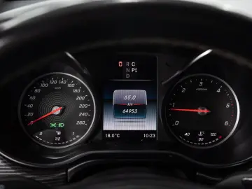 V 300d*SPORT-PAKET*LEDER*COMAND*LED*360°KAM*DAB*