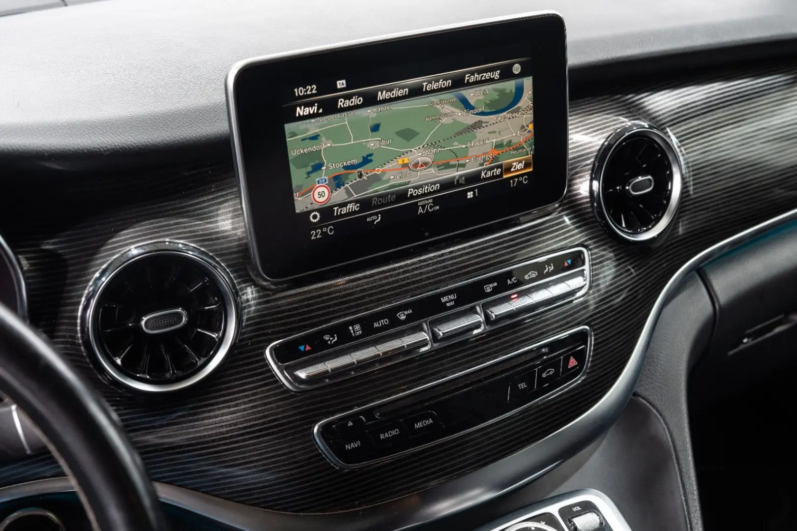 V 300d*SPORT-PAKET*LEDER*COMAND*LED*360°KAM*DAB*