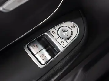 V 300d*SPORT-PAKET*LEDER*COMAND*LED*360°KAM*DAB*