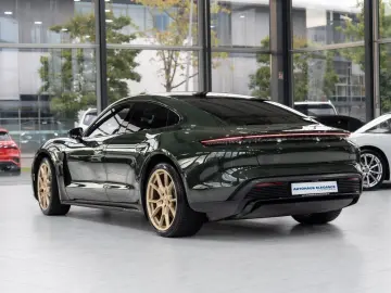 Taycan GTS*PANO*BOSE*SPORT-CHRONO*21