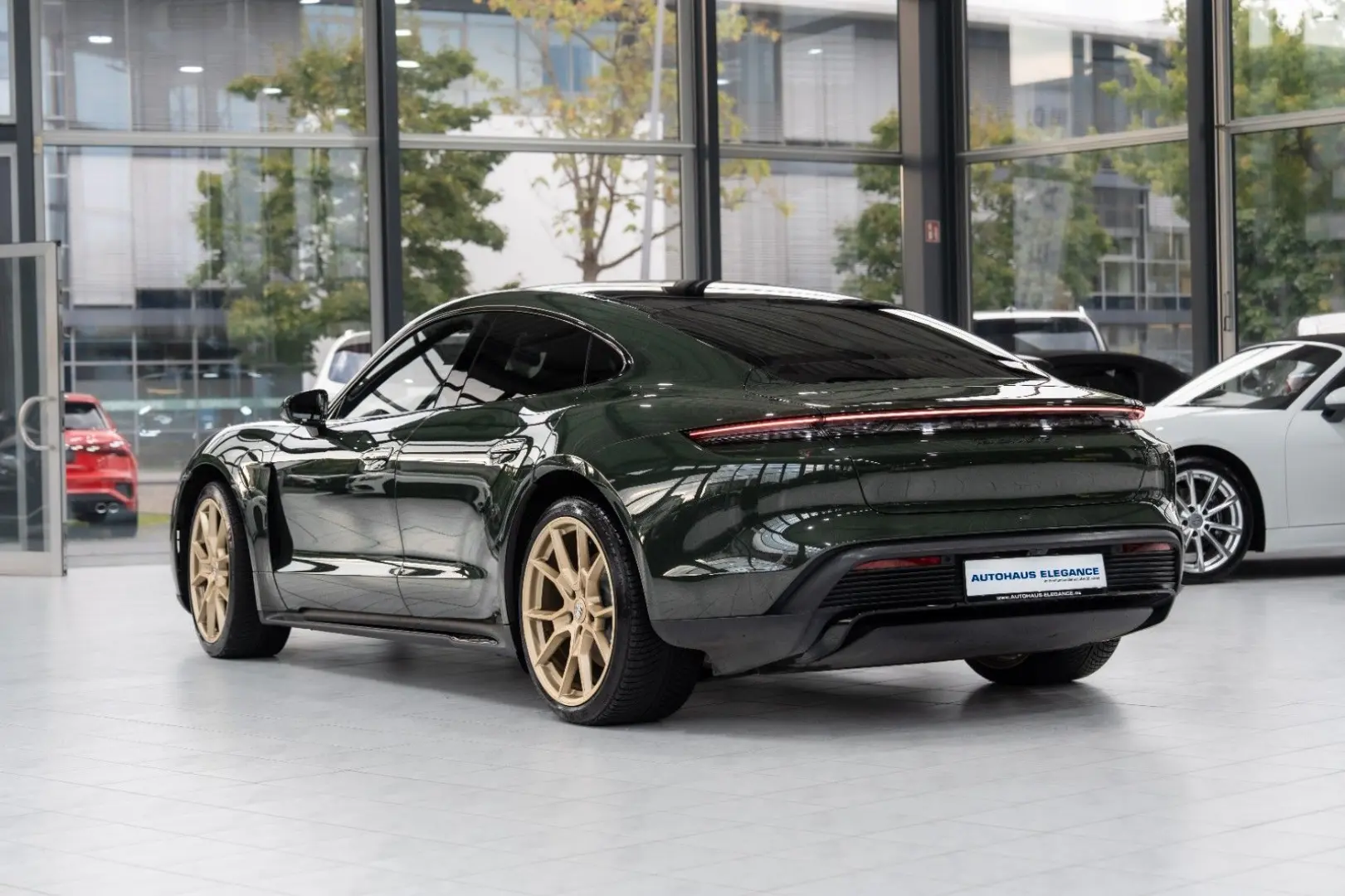 Taycan GTS*PANO*BOSE*SPORT-CHRONO*21