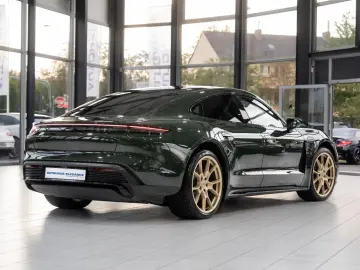 Taycan GTS*PANO*BOSE*SPORT-CHRONO*21