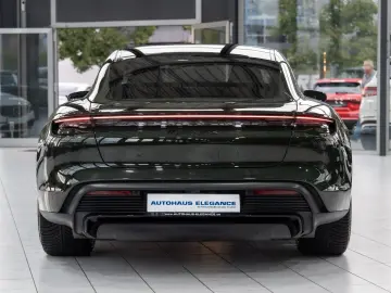 Taycan GTS*PANO*BOSE*SPORT-CHRONO*21