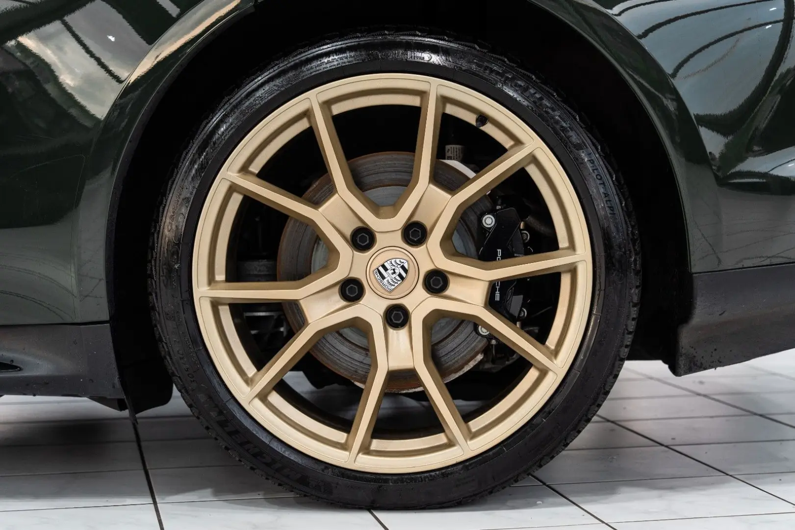 Taycan GTS*PANO*BOSE*SPORT-CHRONO*21