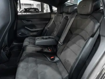 Taycan GTS*PANO*BOSE*SPORT-CHRONO*21