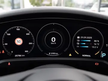 Taycan GTS*PANO*BOSE*SPORT-CHRONO*21