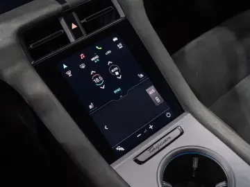 Taycan GTS*PANO*BOSE*SPORT-CHRONO*21