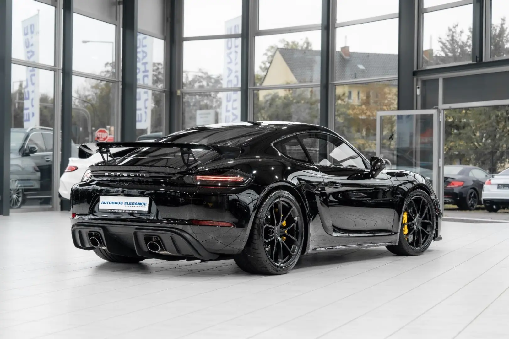 Cayman GT4*CARBON*SPORT-CHRONO*KERAMIK*18-WEGE*
