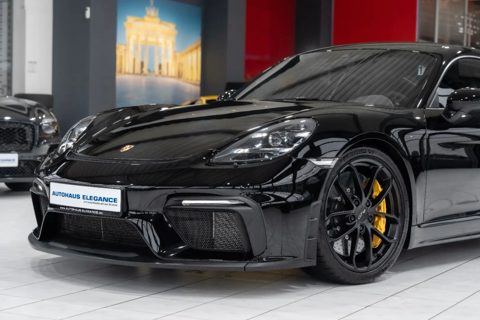 Cayman GT4*CARBON*SPORT-CHRONO*KERAMIK*18-WEGE*