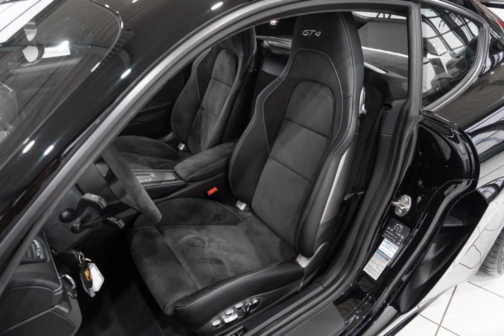 Cayman GT4*CARBON*SPORT-CHRONO*KERAMIK*18-WEGE*