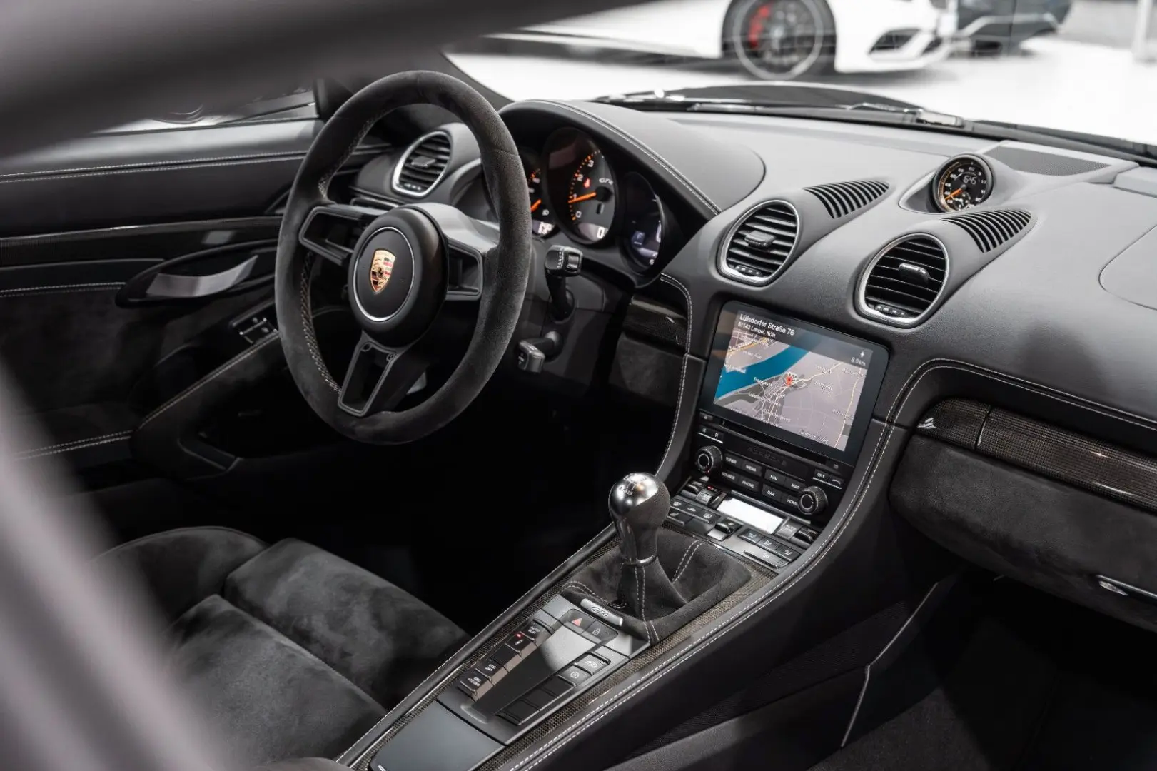Cayman GT4*CARBON*SPORT-CHRONO*KERAMIK*18-WEGE*