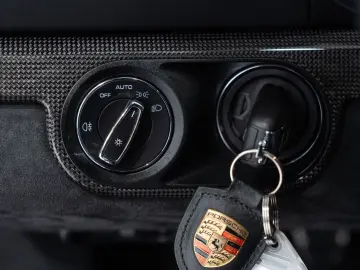Cayman GT4*CARBON*SPORT-CHRONO*KERAMIK*18-WEGE*