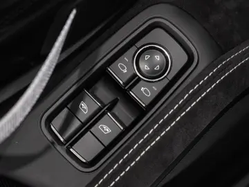 Cayman GT4*CARBON*SPORT-CHRONO*KERAMIK*18-WEGE*