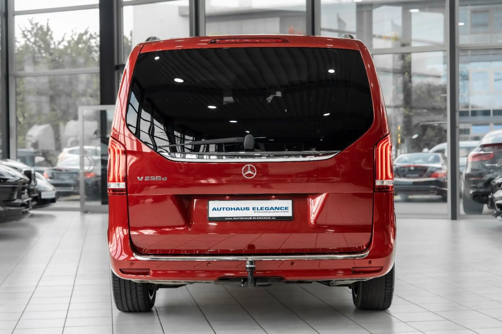 V250d EDITION kompakt*SPORT-PAKET*NAVI-PLUS*LED*