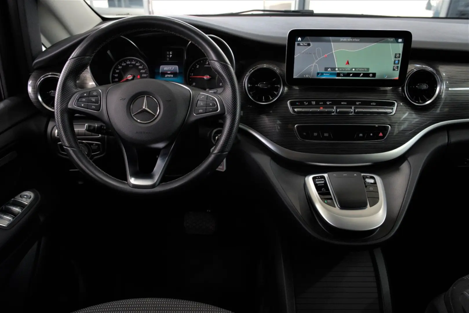 V250d EDITION kompakt*SPORT-PAKET*NAVI-PLUS*LED*