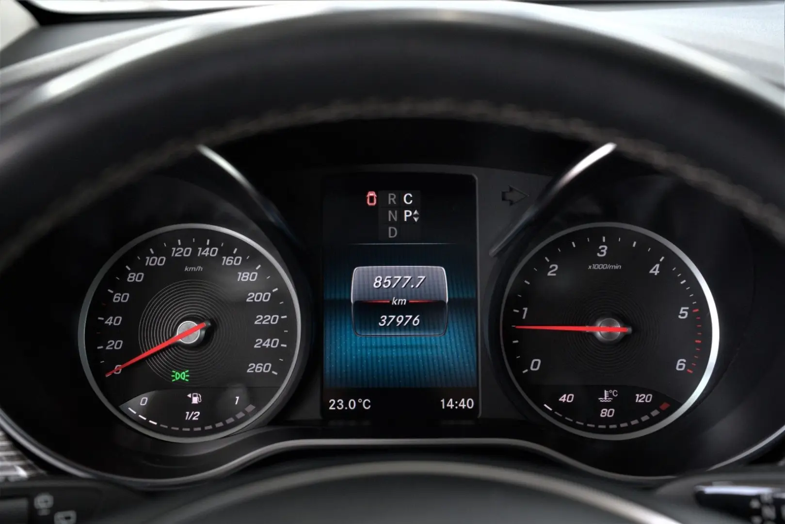 V250d EDITION kompakt*SPORT-PAKET*NAVI-PLUS*LED*