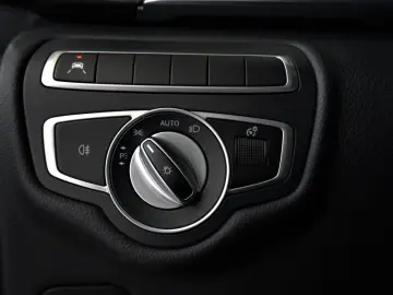 V250d EDITION kompakt*SPORT-PAKET*NAVI-PLUS*LED*