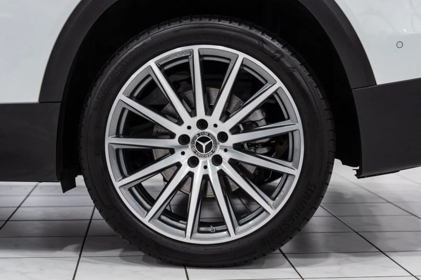 GLB250 4M*AMG-LINE*OFF-ROAD-PRO*LEDER*20