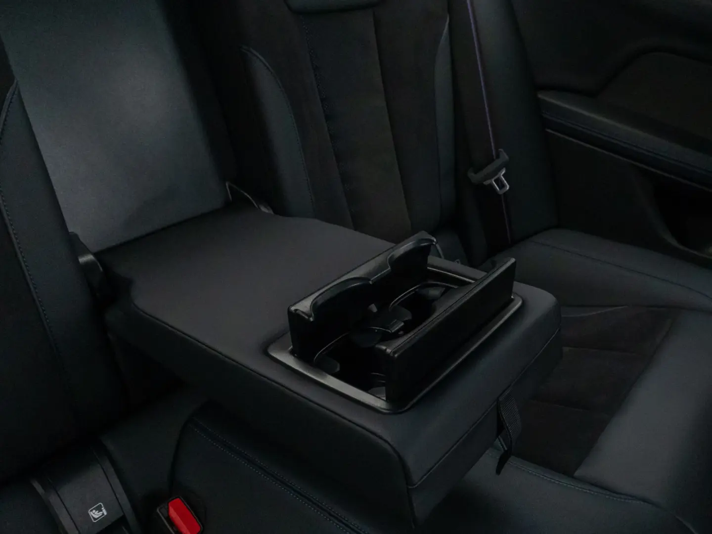 M440i  Coupé Kamera DAB H/K Fernlichtassist 19