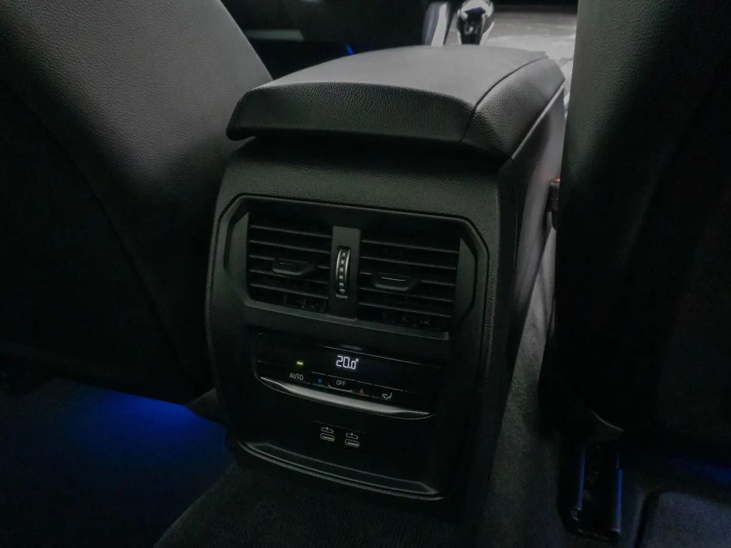 M440i  Coupé Kamera DAB H/K Fernlichtassist 19
