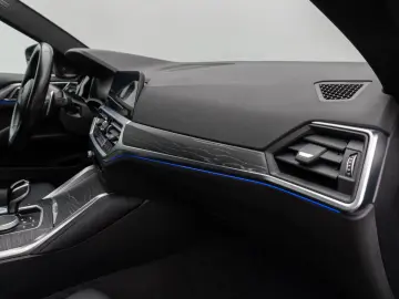 M440i  Coupé Kamera DAB H/K Fernlichtassist 19